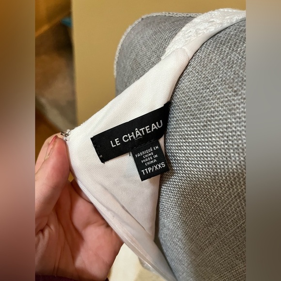 Le Chateau Dress - Picture 8 of 11